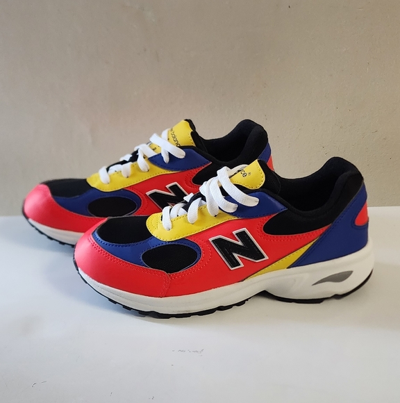 New Balance 498 - Picture 5 of 7